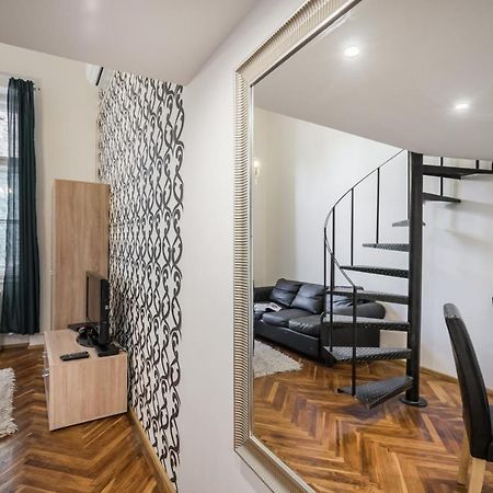 Bpr Robinia Downtown Apartment Budapesta Exterior foto
