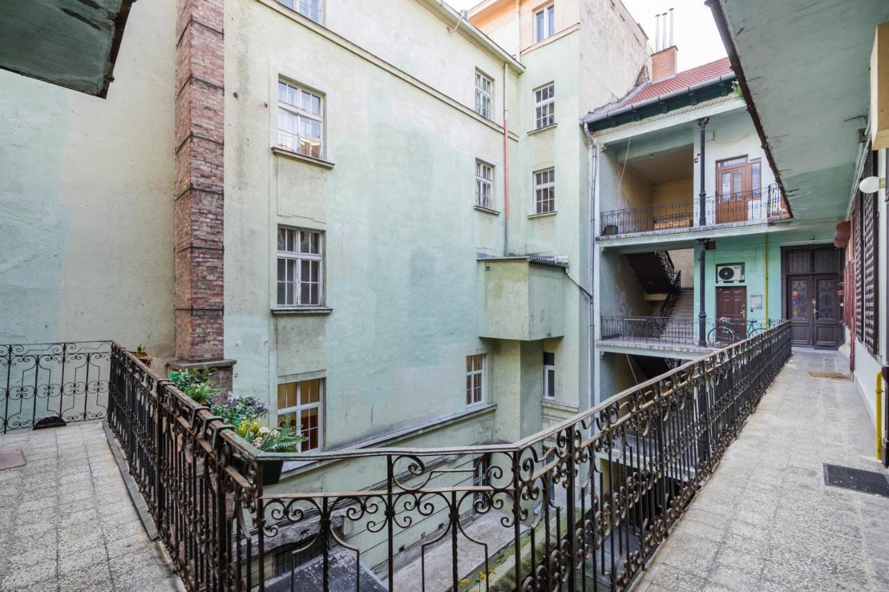Bpr Robinia Downtown Apartment Budapesta Exterior foto